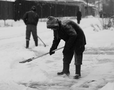Don't Waste Your Staff’s Time Clearing Snow! Outsource To The Professionals